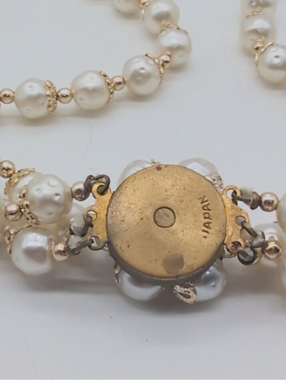 Vintage Faux Pearl Trio-Strand Necklace with Floral Clasp Japan 17" Filigree - Picture 4 of 6